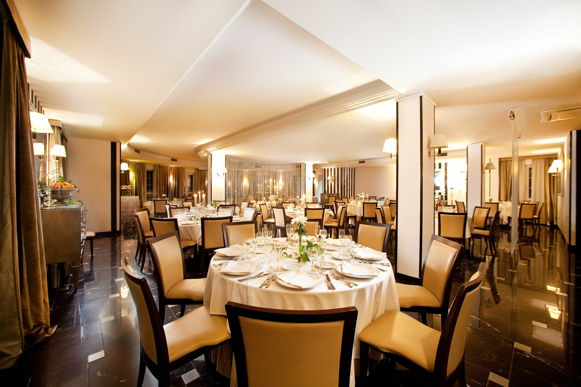 Regent Beach Hotel & Apartments เรจโจ ดี คาลาเบีย ภายนอก รูปภาพ
